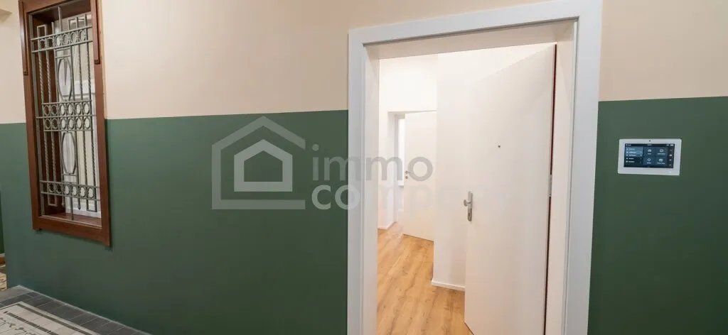 Praxis- oder Büroeinheit 50 m² mit 2 Räumen und Teeküche, Erstbezug nach Sanierung, 1120 Wien