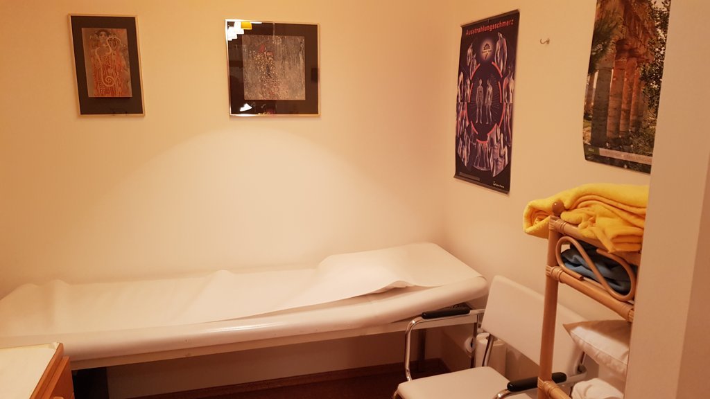 Möblierte Wahlarztpraxis (63 m²) nahe U4 Ober St. Veit, längerfristig zu vermieten, 1130 Wien
