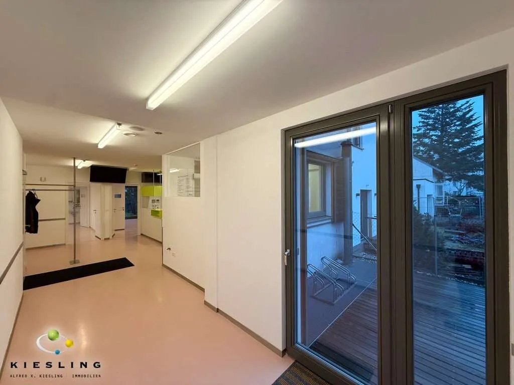 Moderne Praxis 159 m² mit 5 Ordinationsräumen, EG barrierefrei, nahe Spital Speising, 1130 Wien